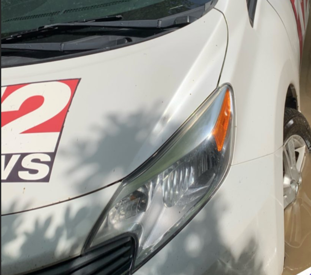 Reporter Drives News Car into Lake 