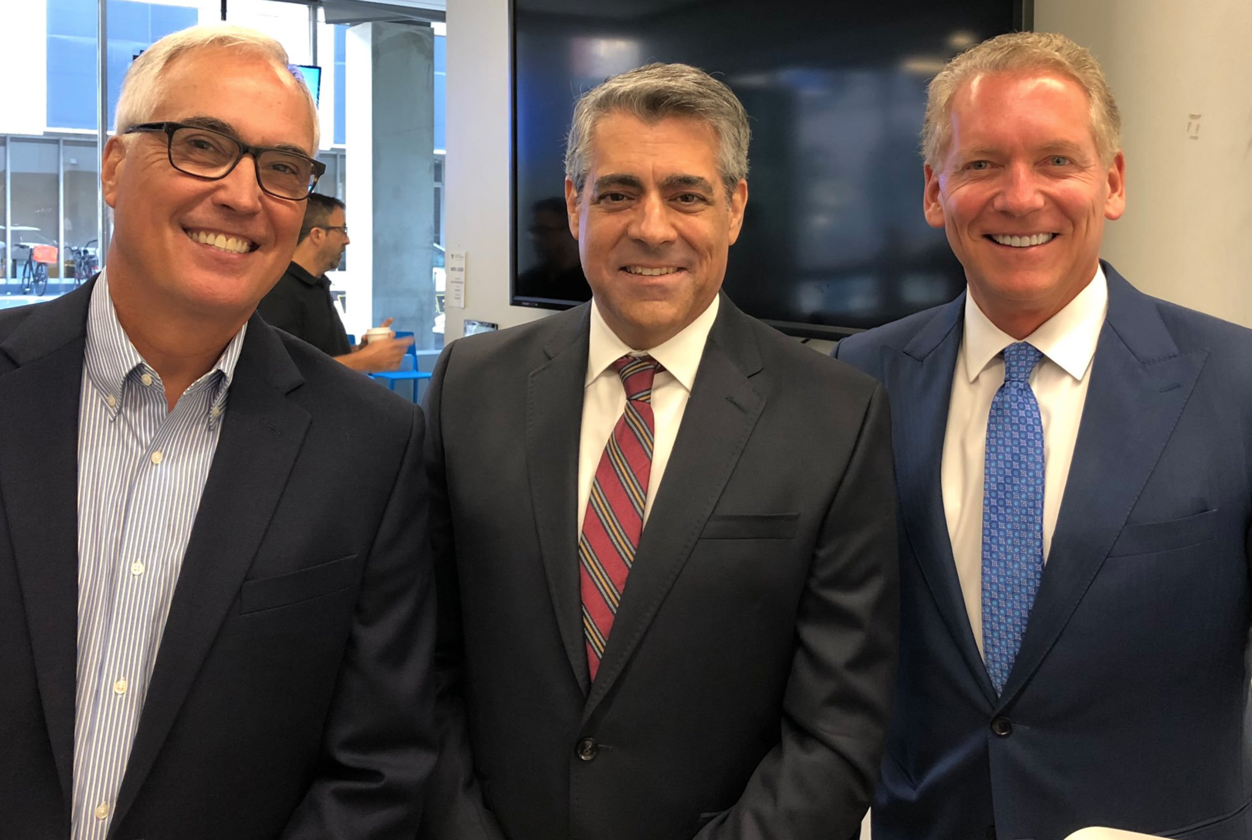 3 Anchorman Walk Into a Bar 