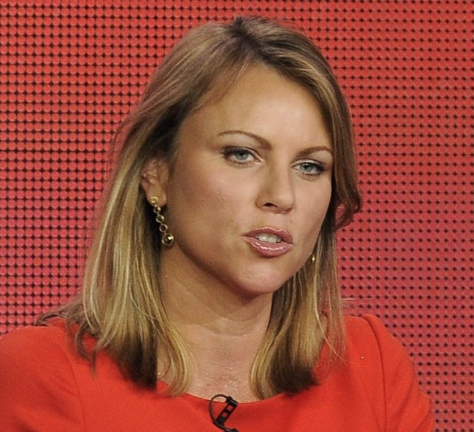  Lara Logan Sues 