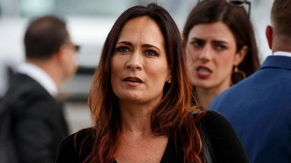 Hello Pot, I'm Kettle...