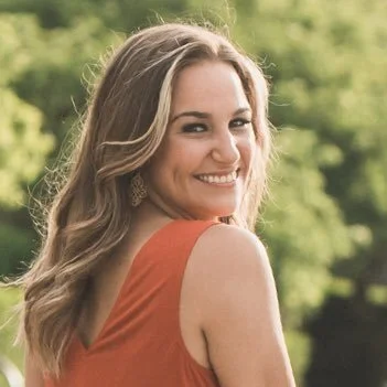 Crossing the Street in Buffalo 