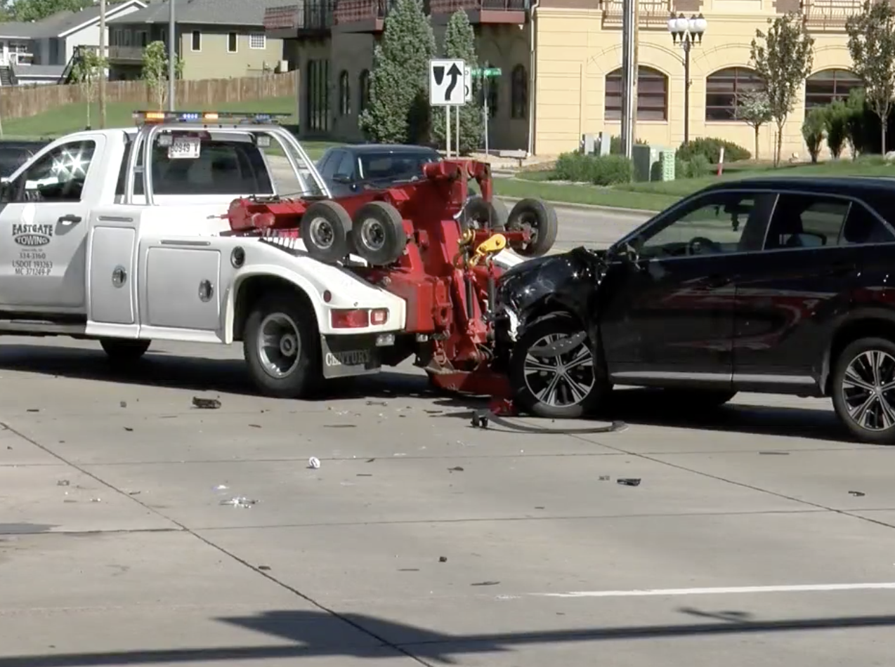 SD Anchor Hurt in Car Crash 