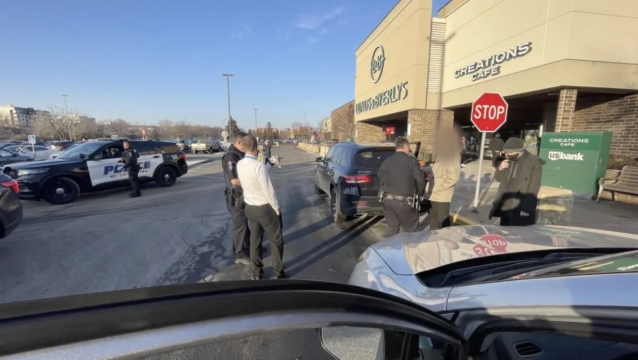 News Crew Helps stop Carjacking 