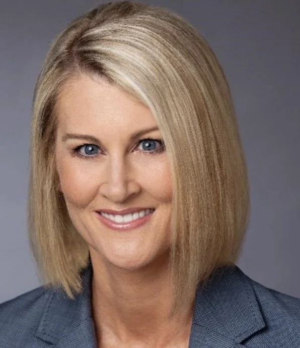 KTLA GM Makes Weekend Visit to the Newsroom