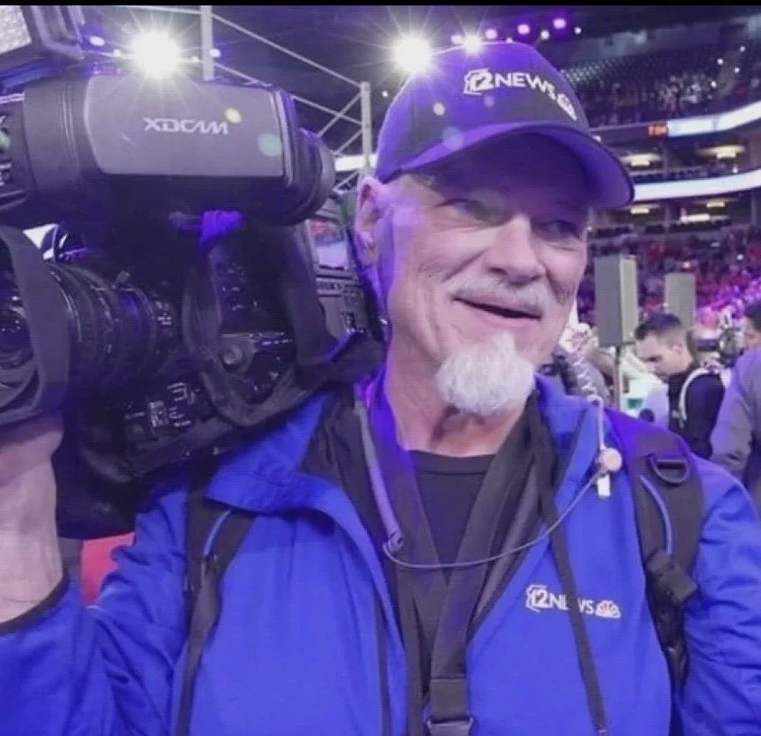 Phoenix Photog Dies Suddenly