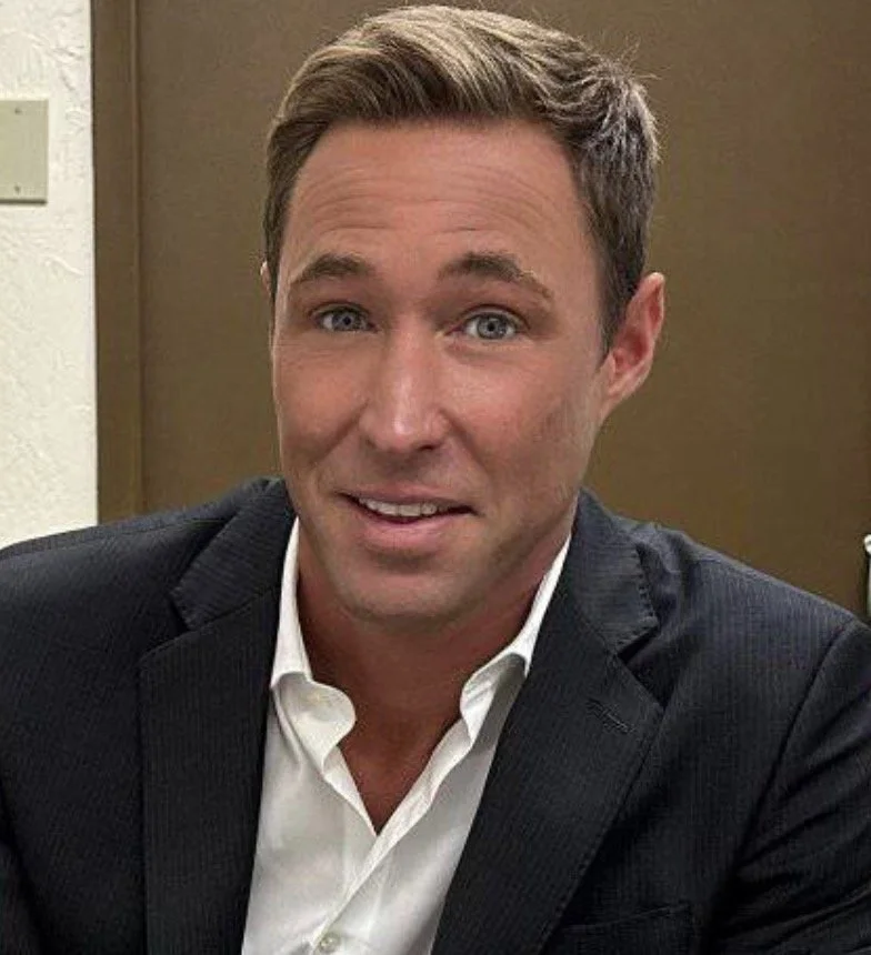 Station Hires Soap Actor to Anchor the News 