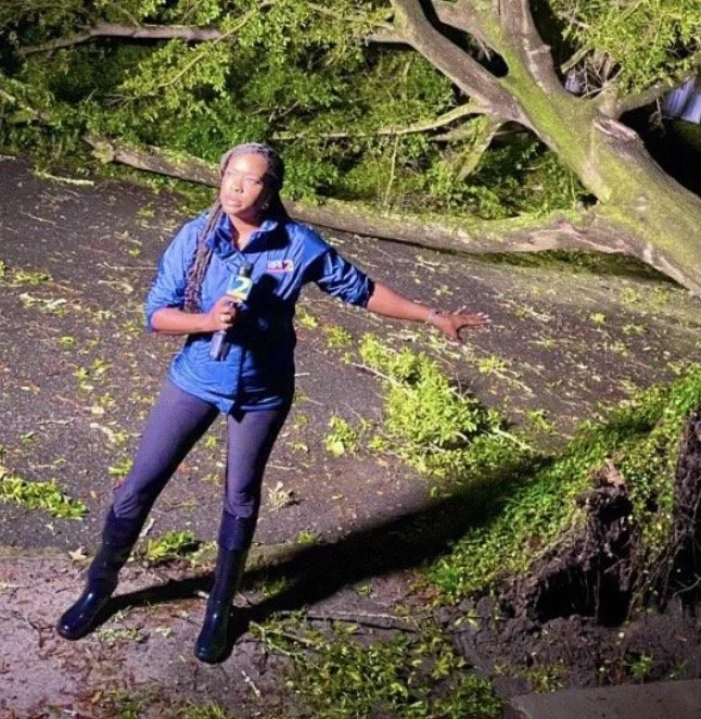 This is How to Take a Selfie 