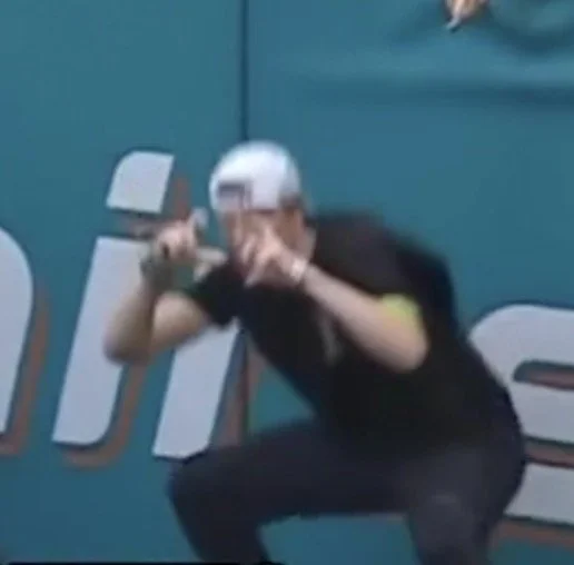 How This Photog Lost His Credentials 