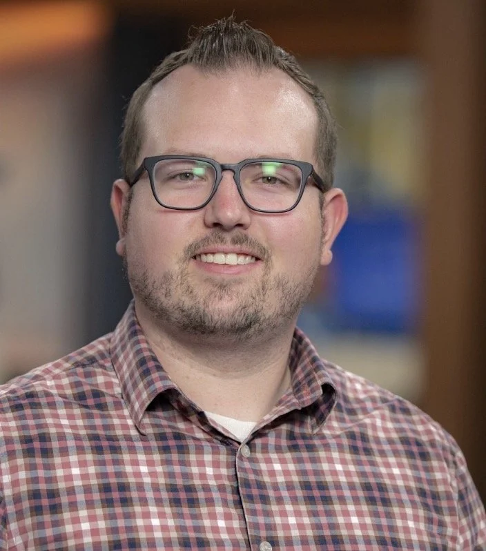 Moving Within the Tegna Food Chain 