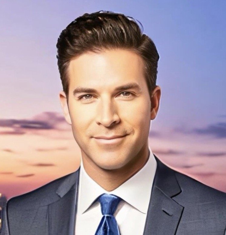 Crossing the Street in Tampa 