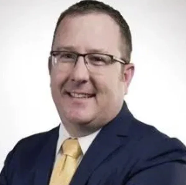 Signing Off from a Sinclair Station