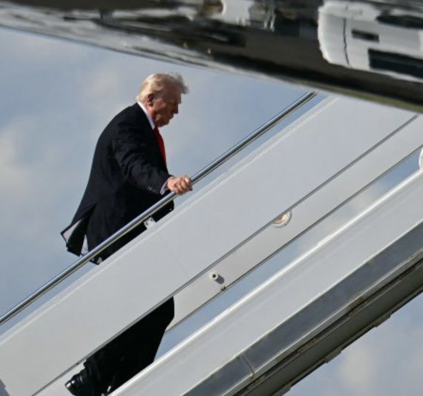 Trump Lashes Out at CNN by Blocking Network from Air Force One