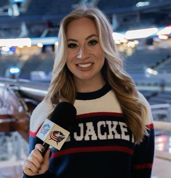 She Left the Sinclair Station 