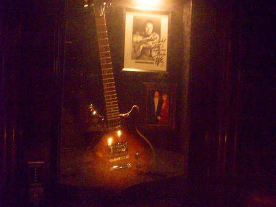 20. guitar_dec24.jpg