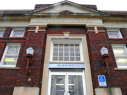 Old Chillicothe Carnegie Library building entrance, which is now Waxwing Books.