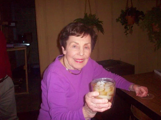11. hostessanne_feb5.jpg