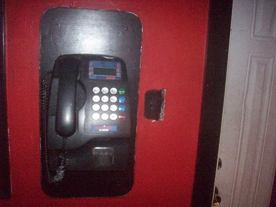 12. oldtimephone_april2.jpg