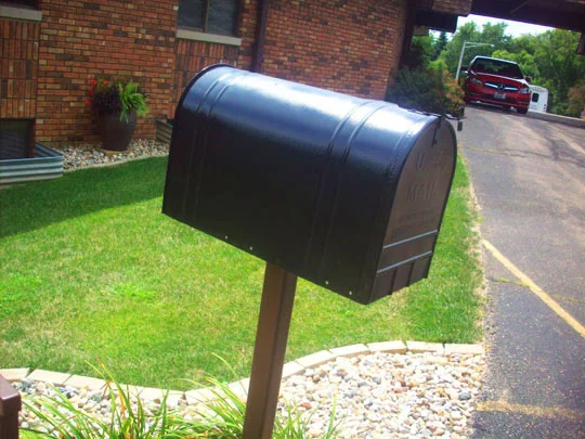 11. hugemailbox_augu8.jpg
