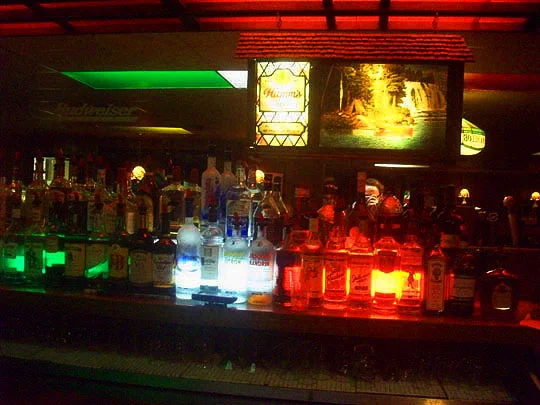 16. bar-jan414.jpg
