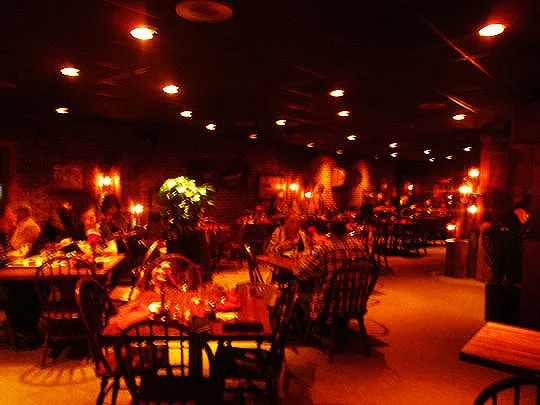 7. diningroom_oct17-17.jpg