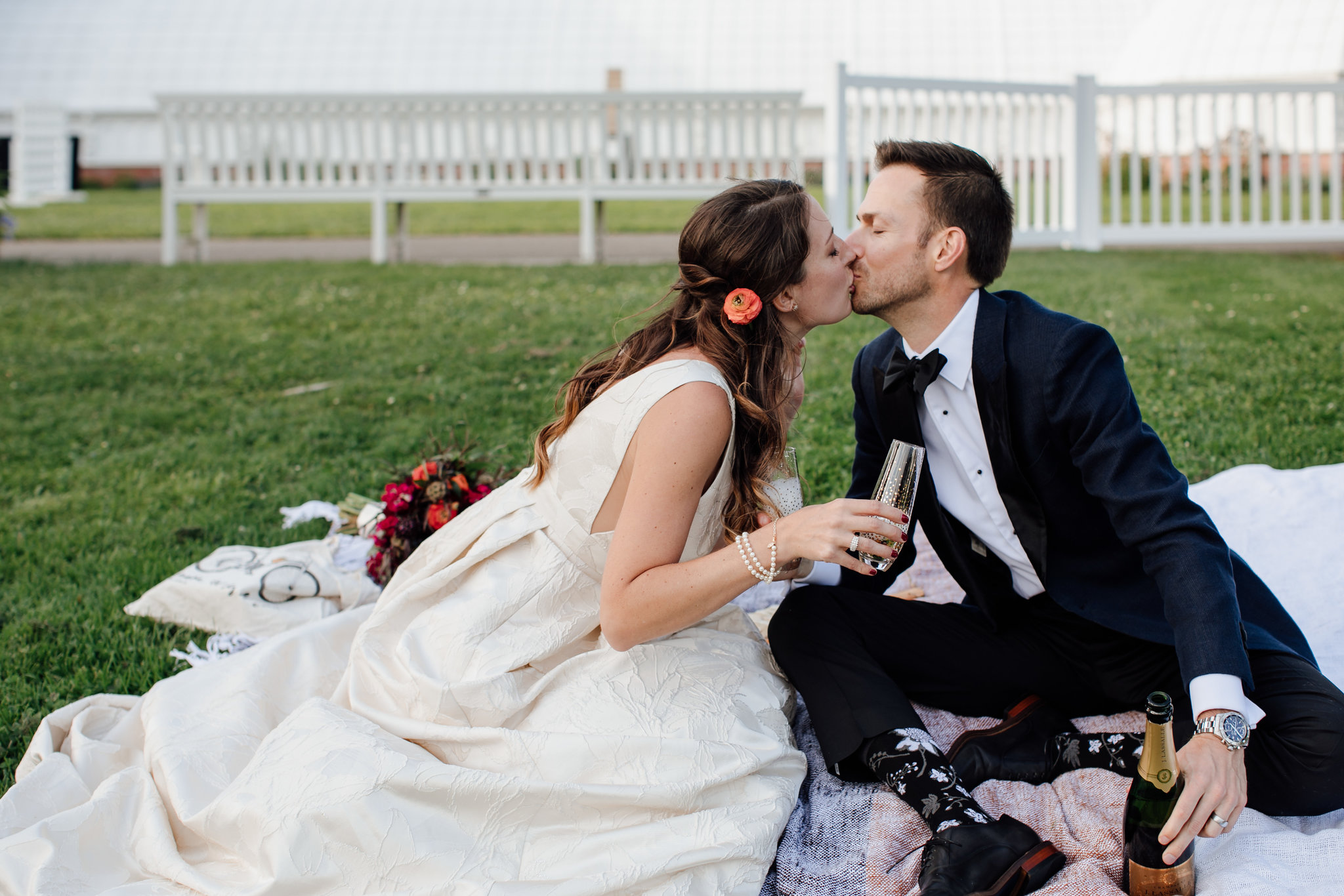 Laid back city hall wedding