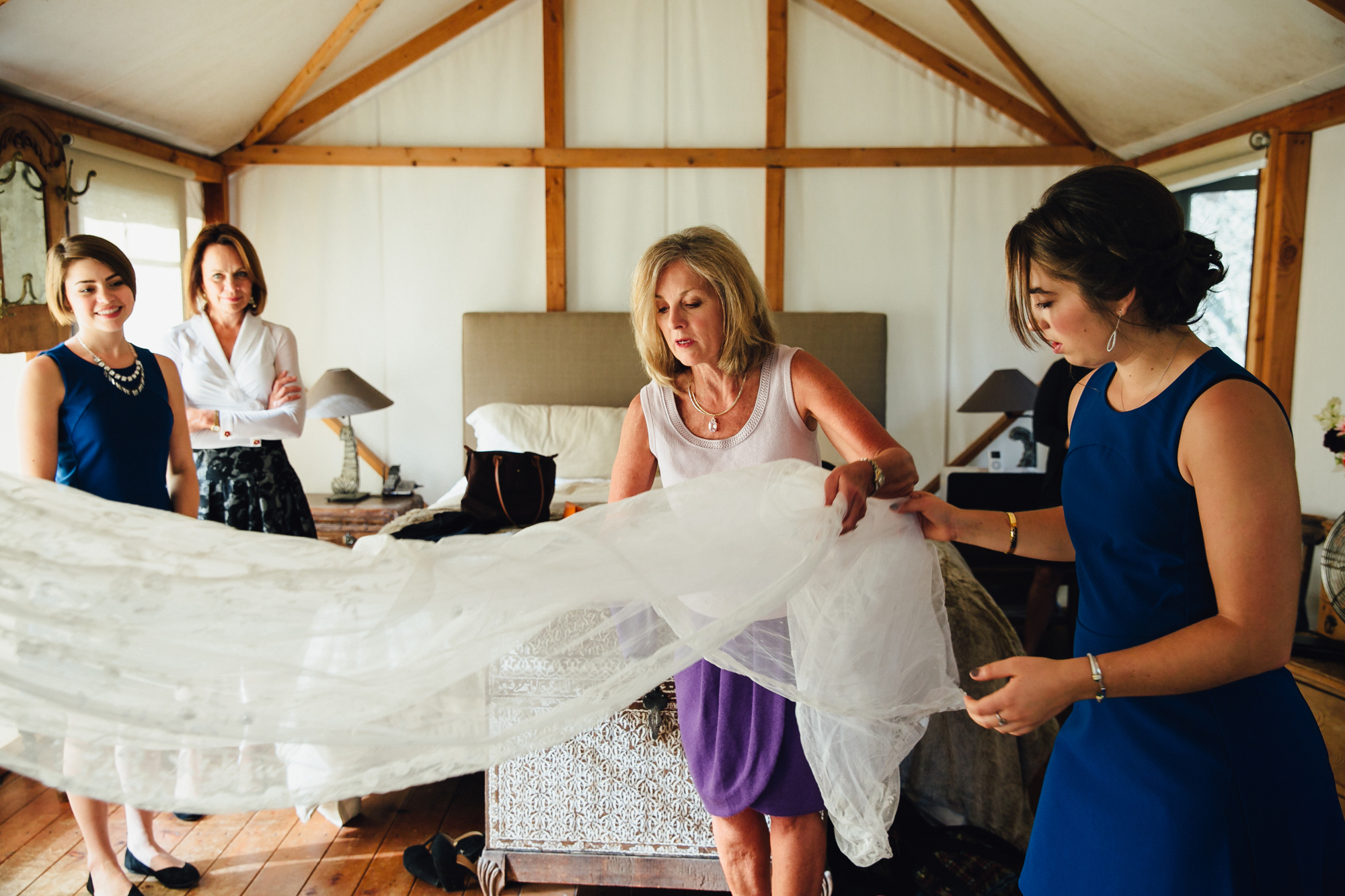  A sweet fall wedding at Bloomfield Farms in Petaluma, California. 