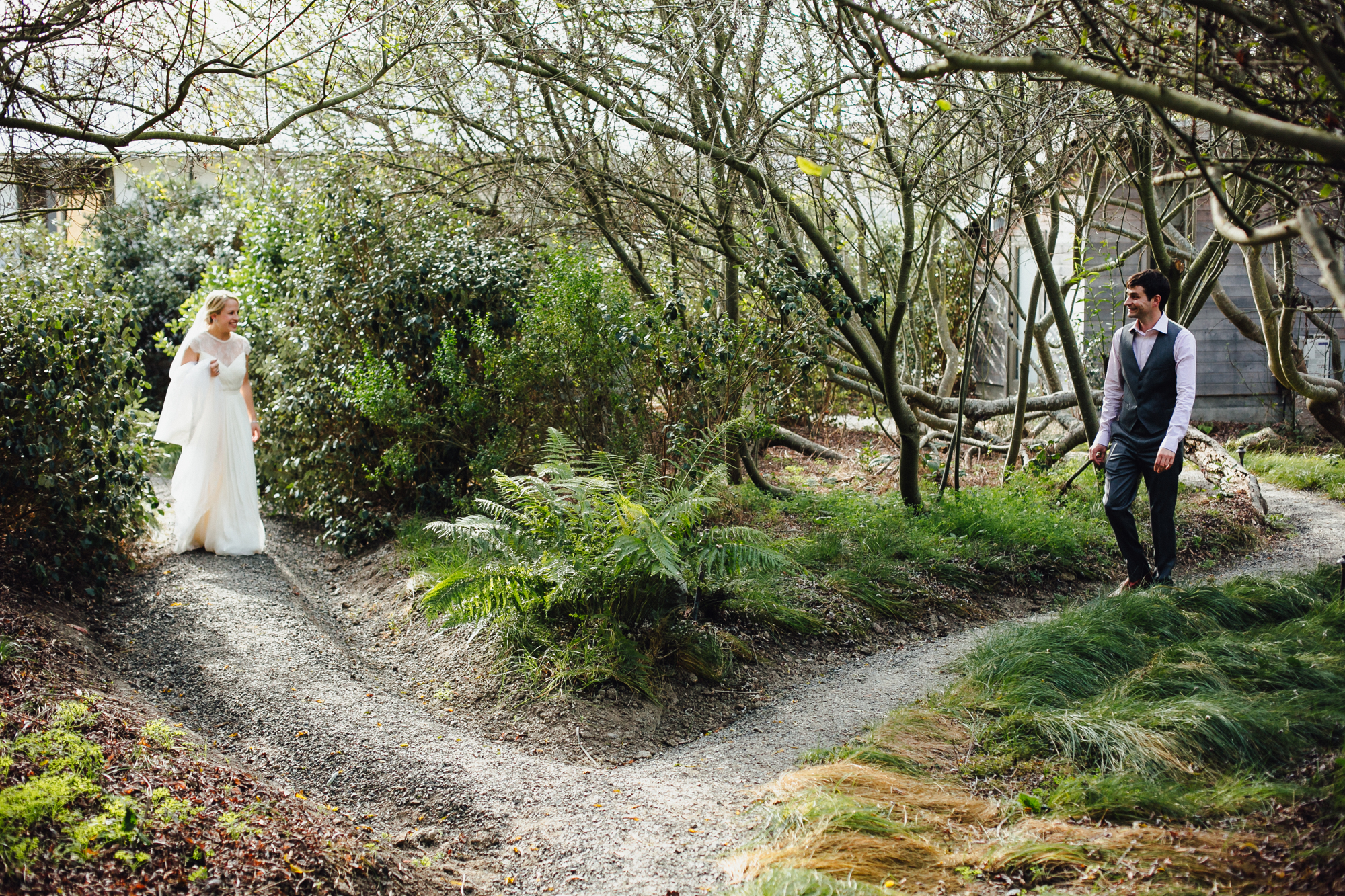  A sweet fall wedding at Bloomfield Farms in Petaluma, California. 