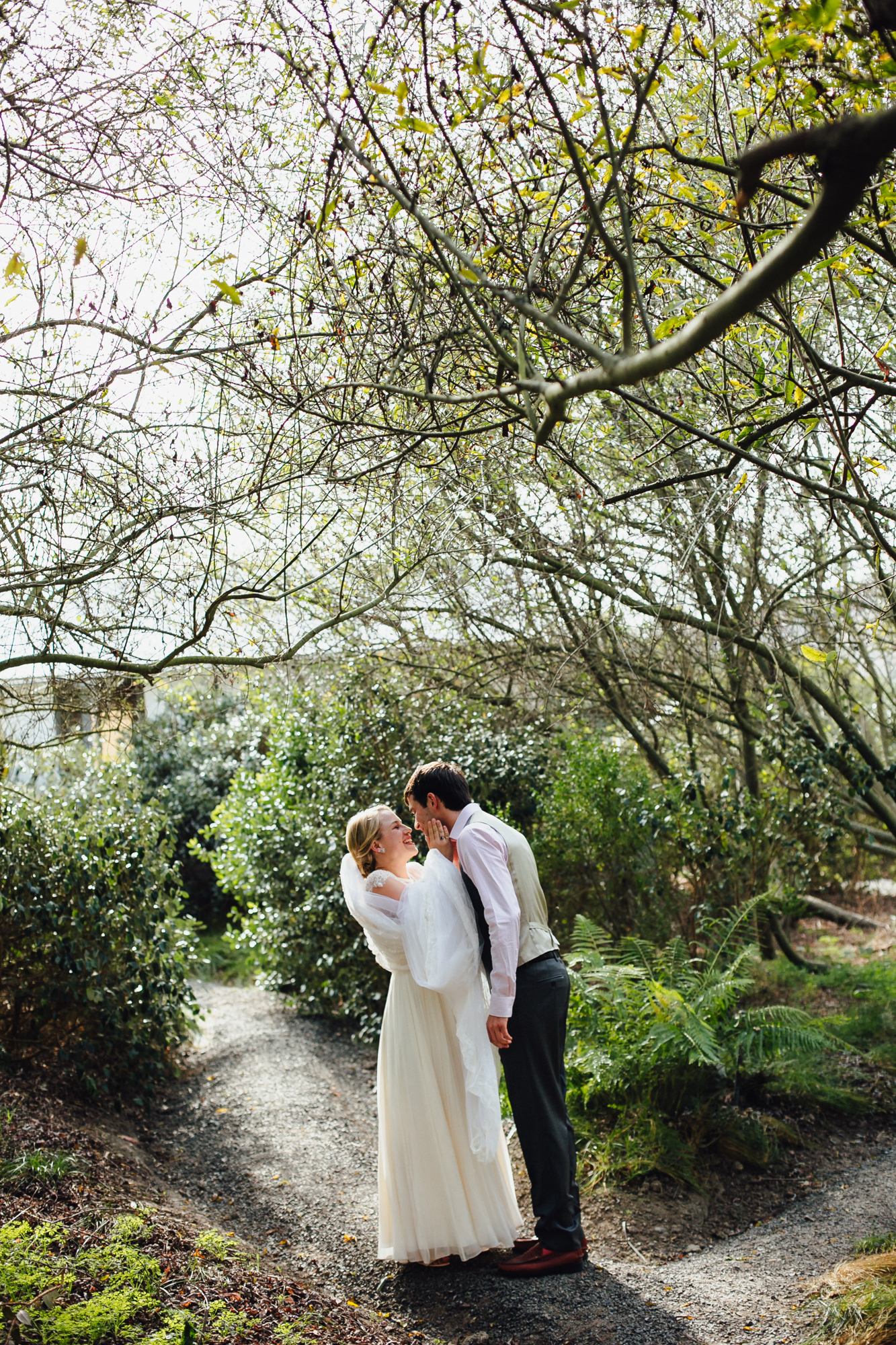  A sweet fall wedding at Bloomfield Farms in Petaluma, California. 