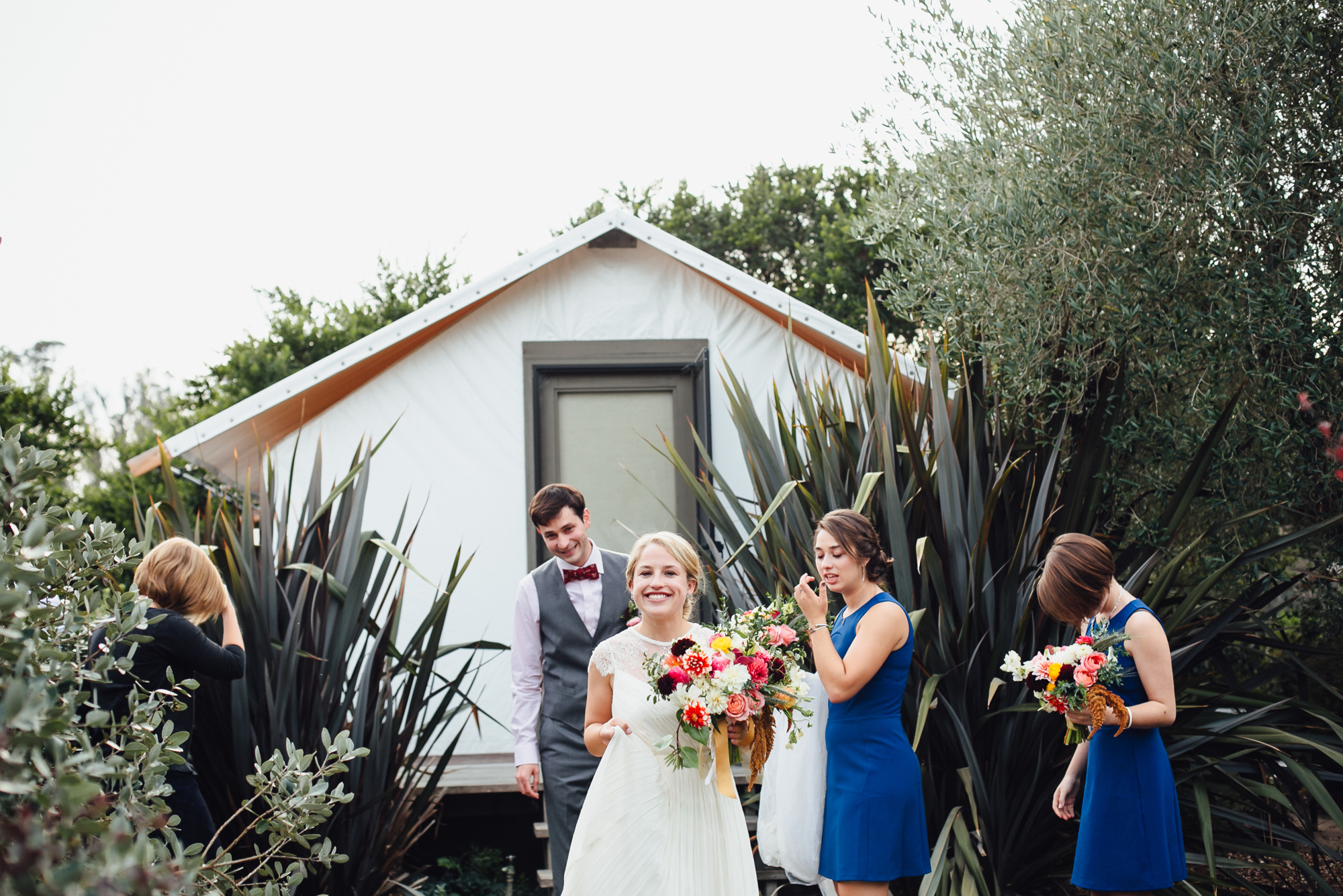  A sweet fall wedding at Bloomfield Farms in Petaluma, California. 