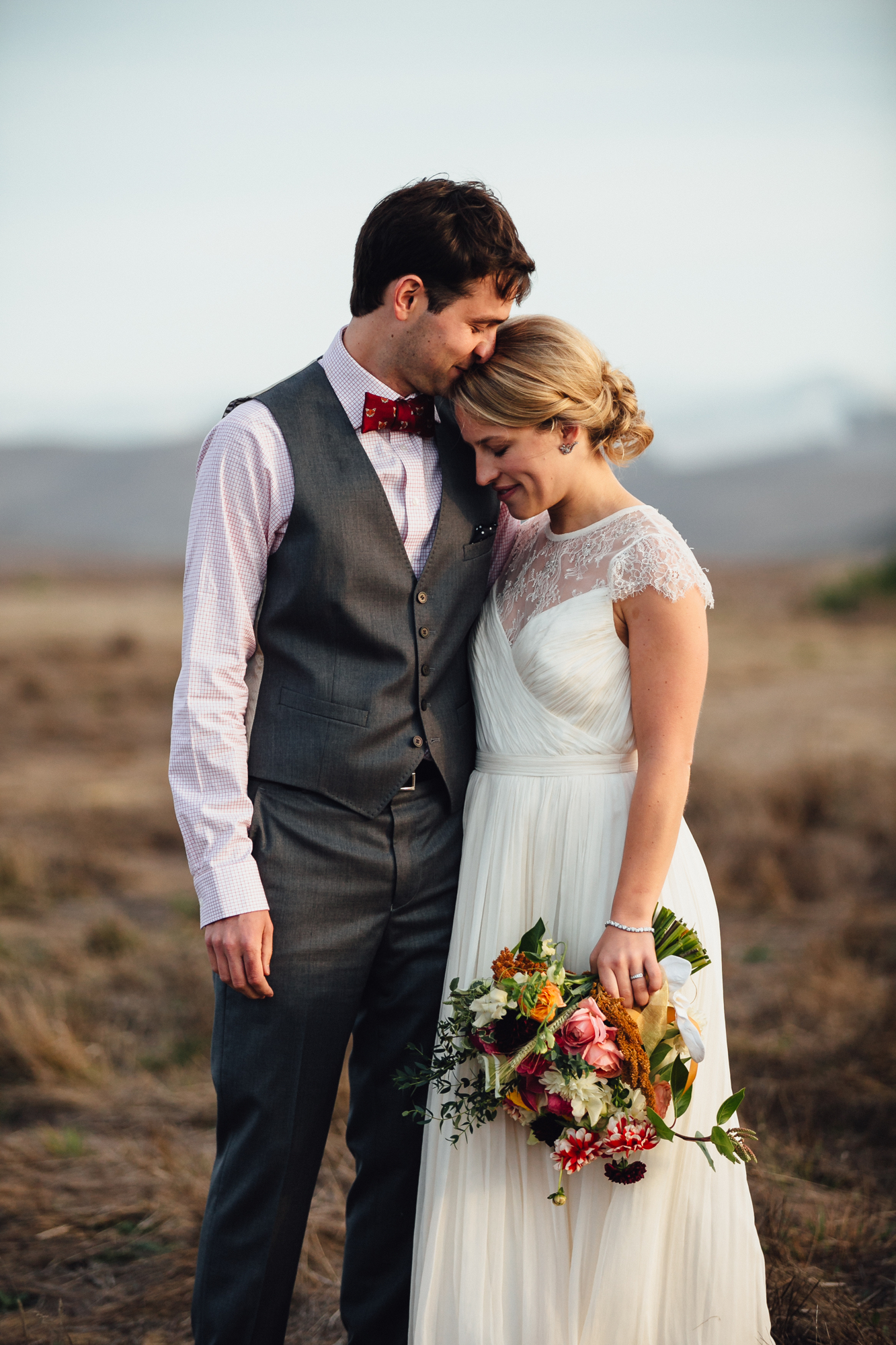  A sweet fall wedding at Bloomfield Farms in Petaluma, California. 