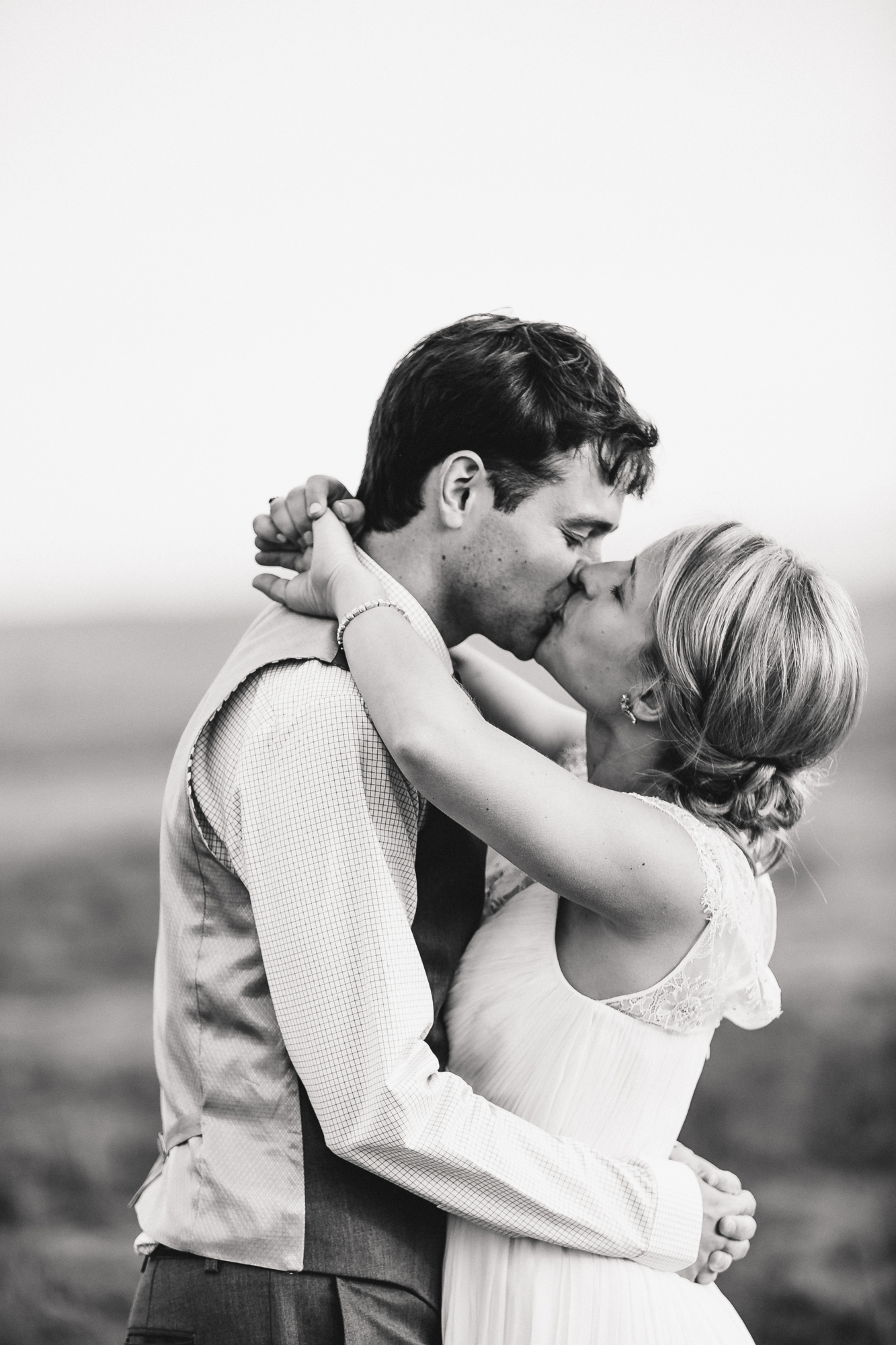  A sweet fall wedding at Bloomfield Farms in Petaluma, California. 