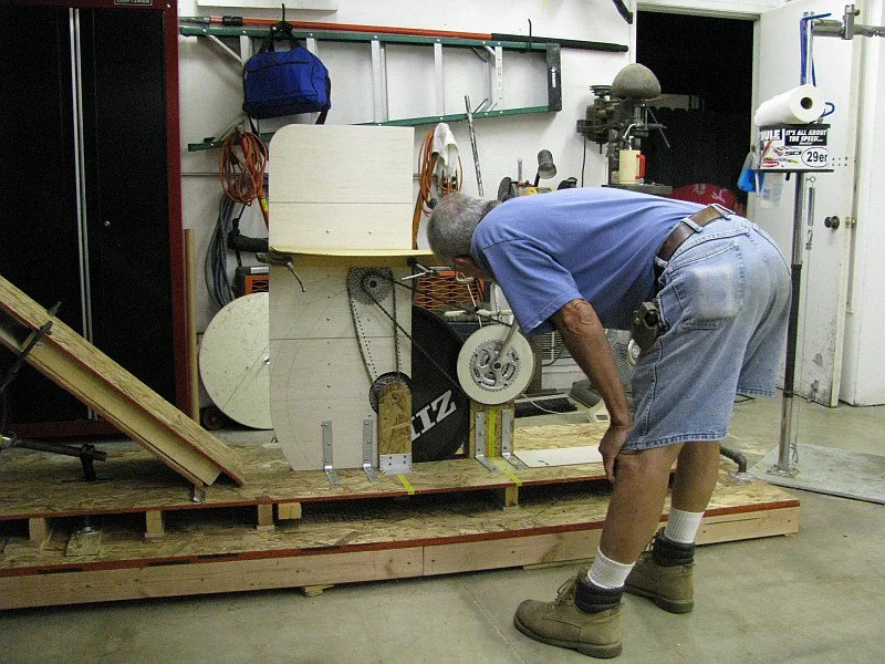 2011-07-25 02 dad examining mockup drivetrain.jpg