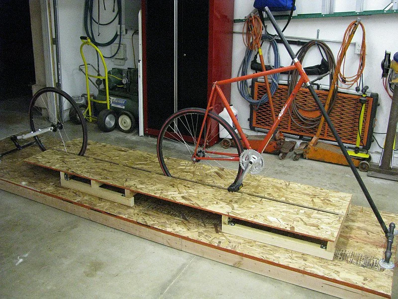 2011-07-06 01 streamliner mockup fixture.jpg