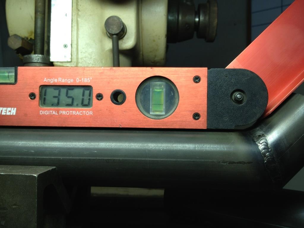 2012-06-13 03 streamliner subframe angle measurement.jpg
