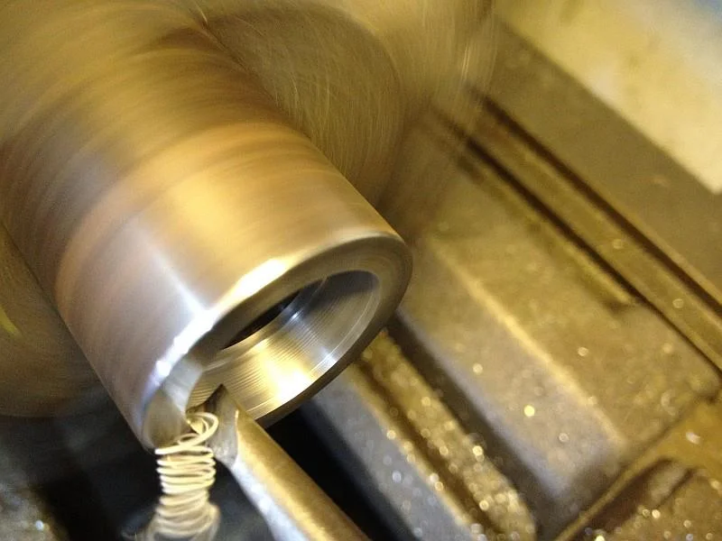 2012-06-30 04 chip coming off jackshaft support.jpg
