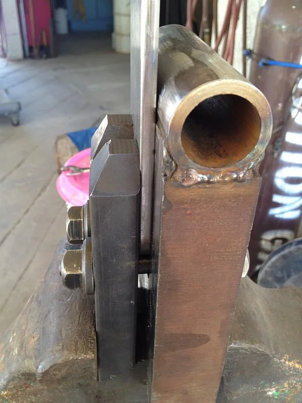2012-07-09 03 streamliner fork crown buck.jpg