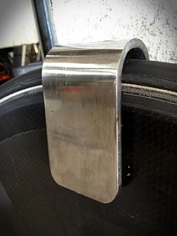 2012-07-09 05 streamliner fork crown on wheel.jpg