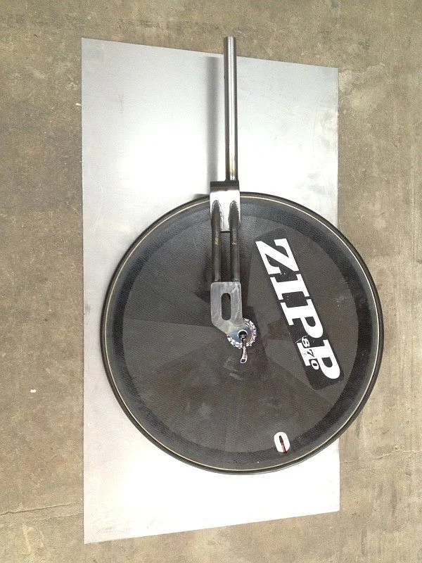 2012-07-24 08 streamliner fork with wheel, drive side.jpg