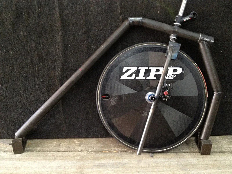 2012-07-27 03 streamliner subframe with fork, left.jpg