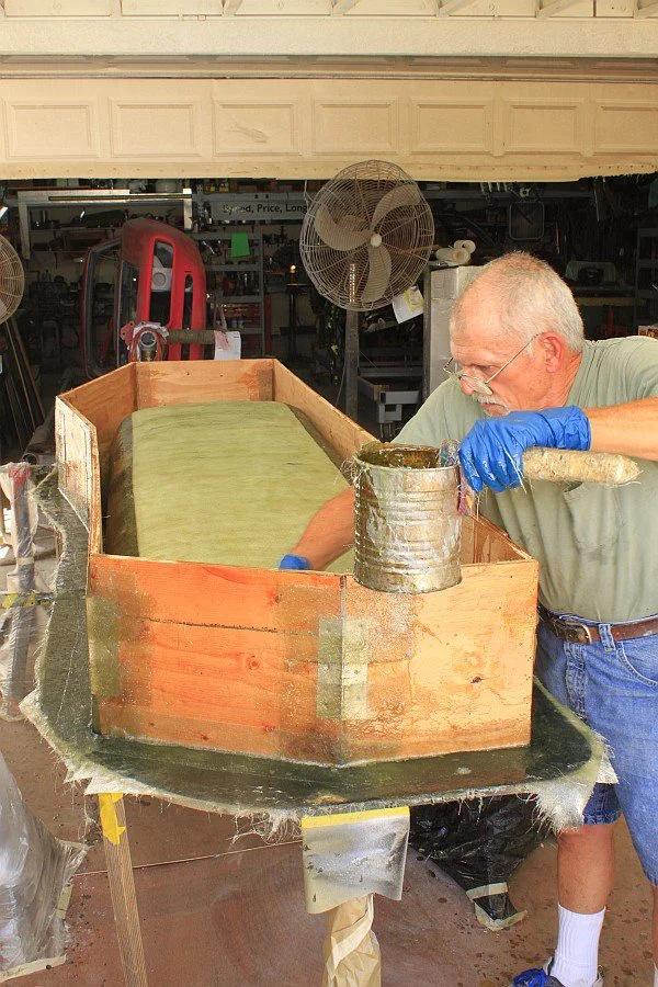 2012-08-28 02 body tooling plywood mold support.jpg