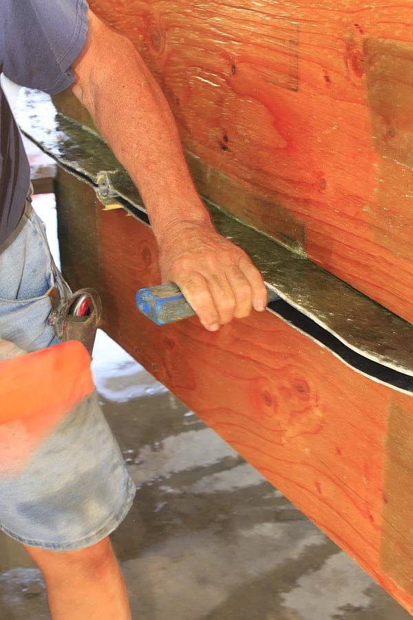 2012-08-29 19 body tooling separating mold halves.jpg