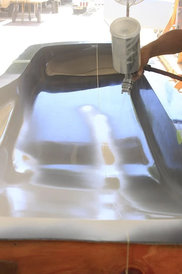 2012-08-31 03 streamliner body gelcoat.jpg