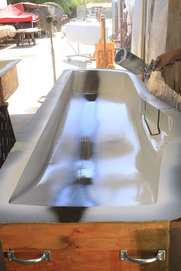 2012-08-31 05 streamliner body gelcoat.jpg