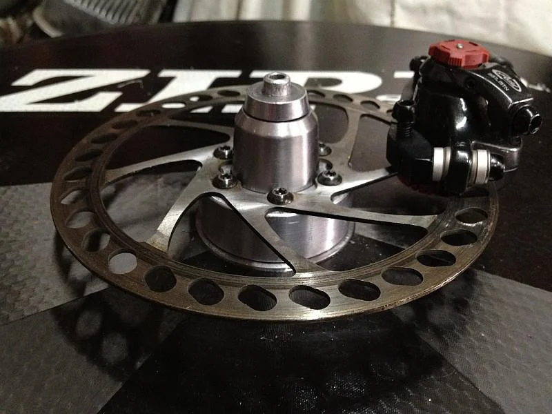 2012-09-05 07 Zipp 870 carbon wheel disk brake adapter.jpg