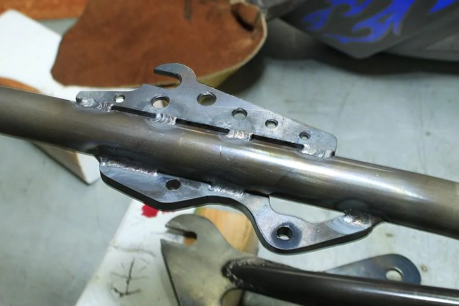 2012-09-06 14 streamliner subframe fork narrow stanchion.jpg