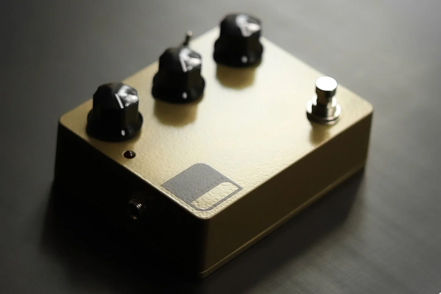 KV2 &sup2;  #InStock

Specs for build 1:
Custom Shop Gold KV2
External bass boost toggle switch

Specs for build 2:
Custom Shop White KV2
External bass boost toggle switch 
Red fresnel lens LED
Genuine USA Made Dakaware Knobs