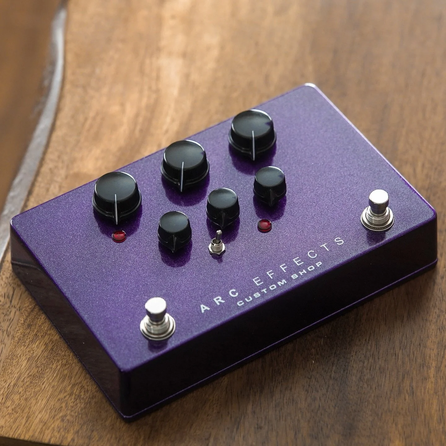An idea and a snow day! 

Custom Shop KV2 > Soothsayer in a beautiful Purple Sparkle 1590DD with Dakaware Knobs, knurled footswitch nuts, and red fresnel lens LEDs. 

Totally new layout for an old design (and my personal favorite dirt combo!) and 