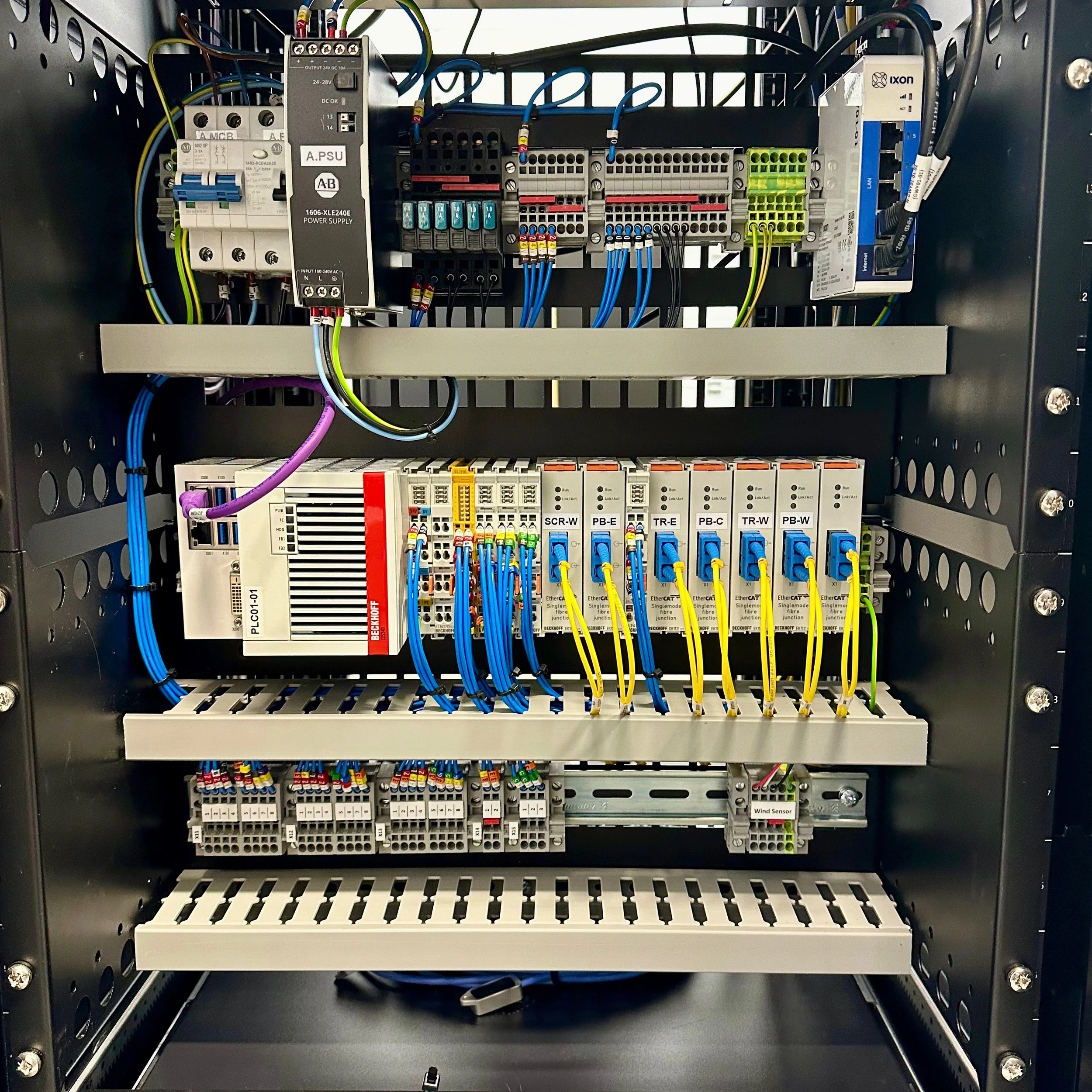 1 - SCR-E Rack 2 - 4.jpeg