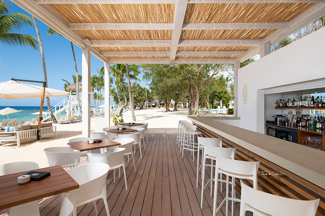 dominican-republici-beach-bar.jpg