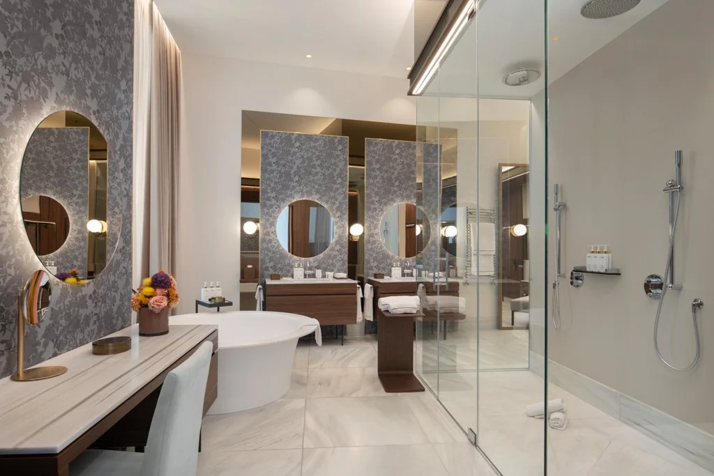 palazzo-cordusio-melia-main-bathroom.jpg